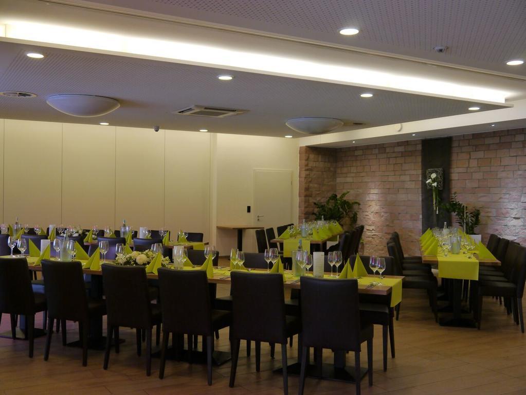 Sutter'S Landhaus Hotel Gensingen Ngoại thất bức ảnh
