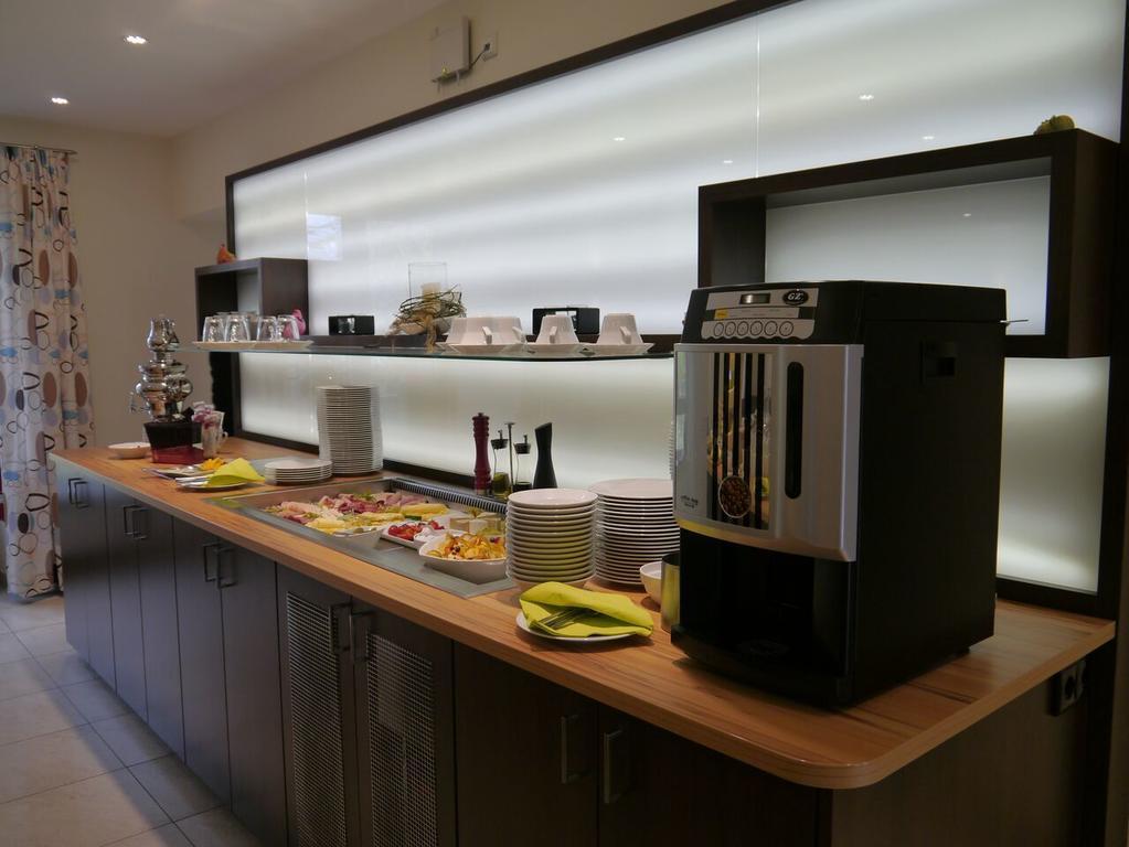 Sutter'S Landhaus Hotel Gensingen Ngoại thất bức ảnh